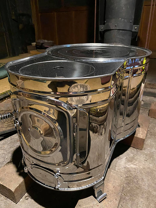 時計ストーブのアップピカピカ