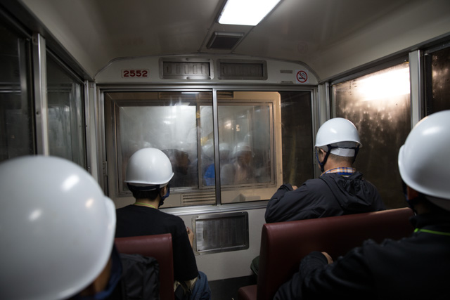 トロッコ列車車内